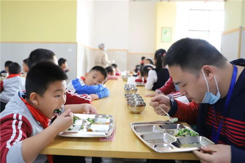 藍港外國語小學(xué)喜獲餐飲服務(wù)食品安全最高等級評定